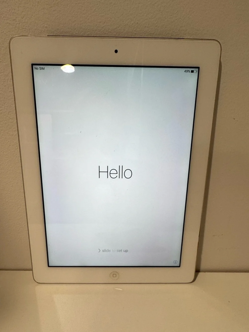 Apple iPad 3rd Gen (32GB, Wi-Fi + Cellular) White - iOS 9.3.6